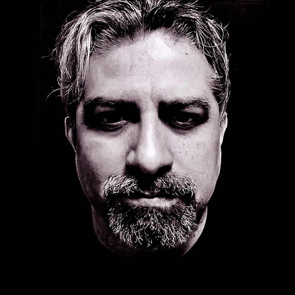 Meet your Posher, Luis